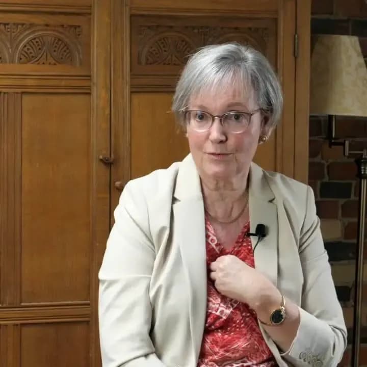 Photo of Margaret Hux