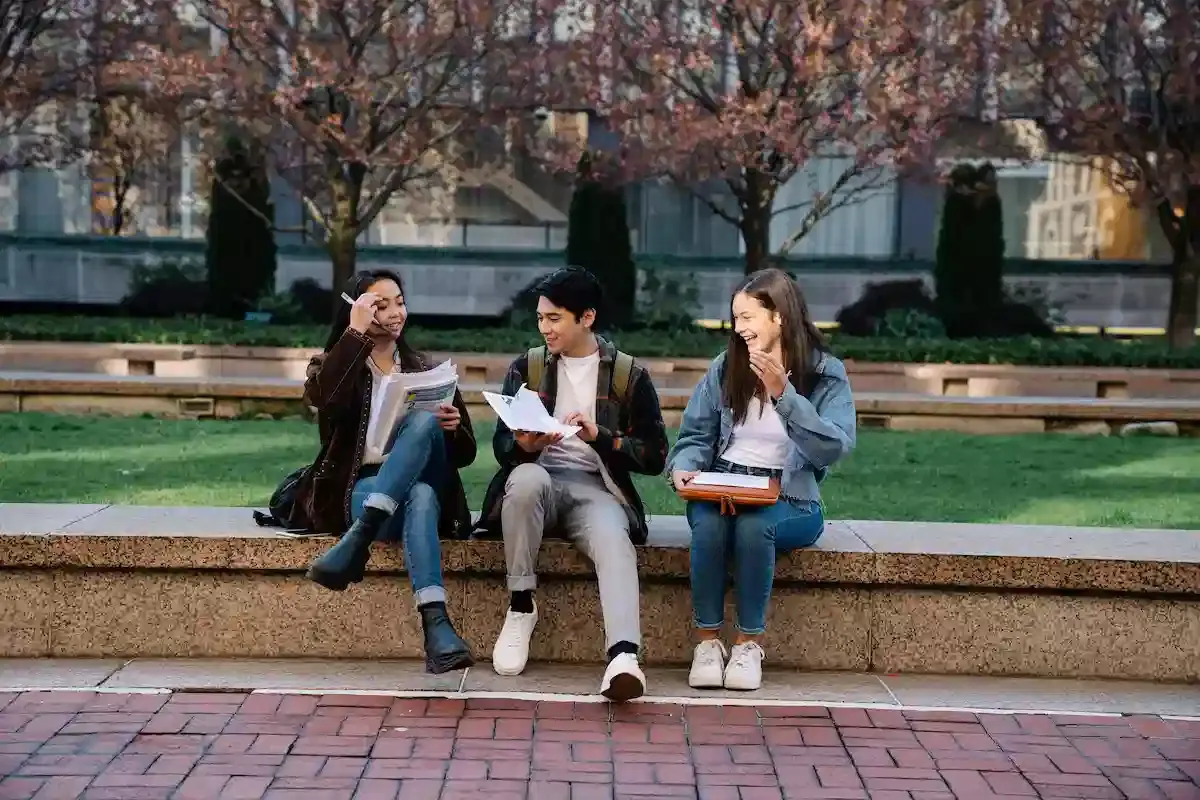 How to Use Student Health Insurance for Therapy in Canada